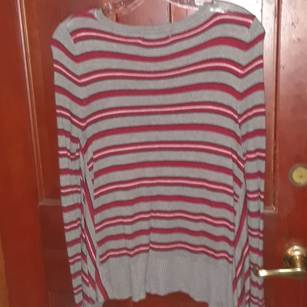 Sweater - Picture 3 of 3